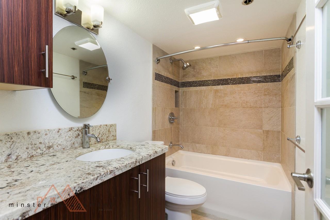 1088 Bishop StreetApt 501 #501 - Photo 6 of 15
