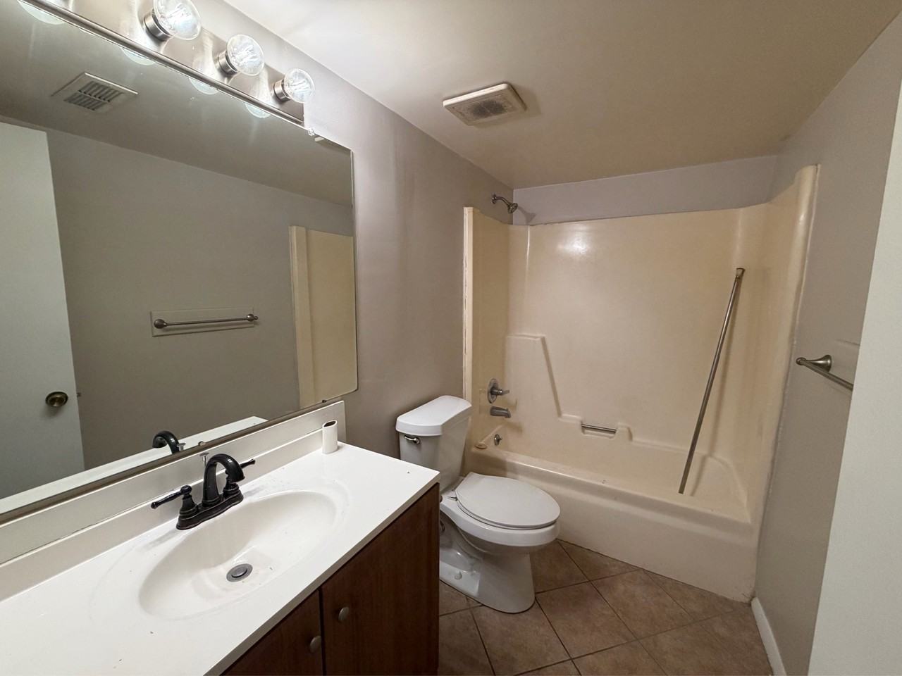 2218 Wind Trace Cir Sw #C - Photo 5 of 6
