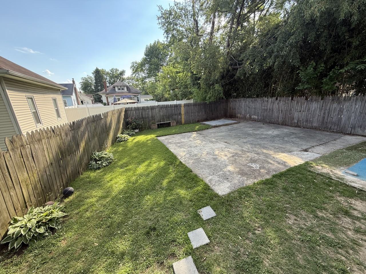 2445 43rd St #1 - Photo 3 of 33