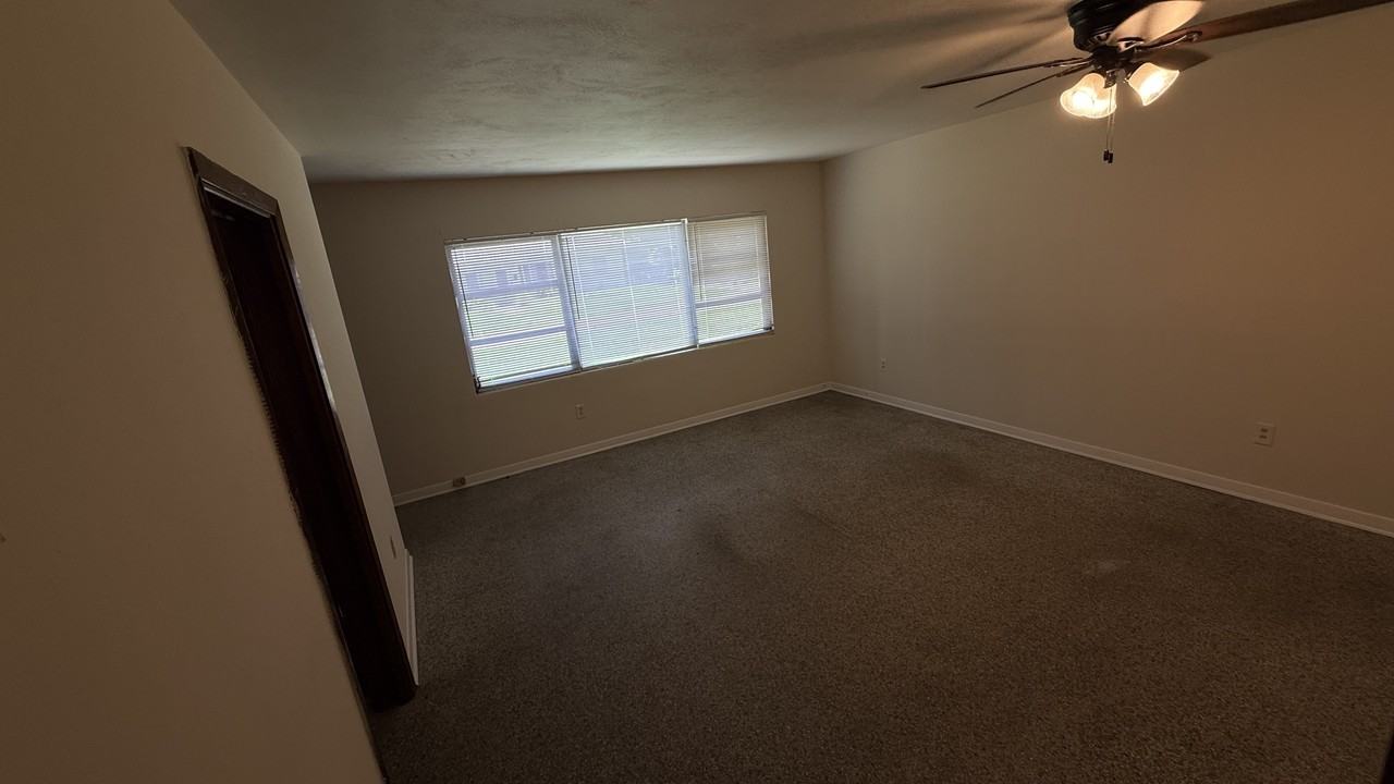 932 Ne 6th Ave #932 - Photo 7 of 14
