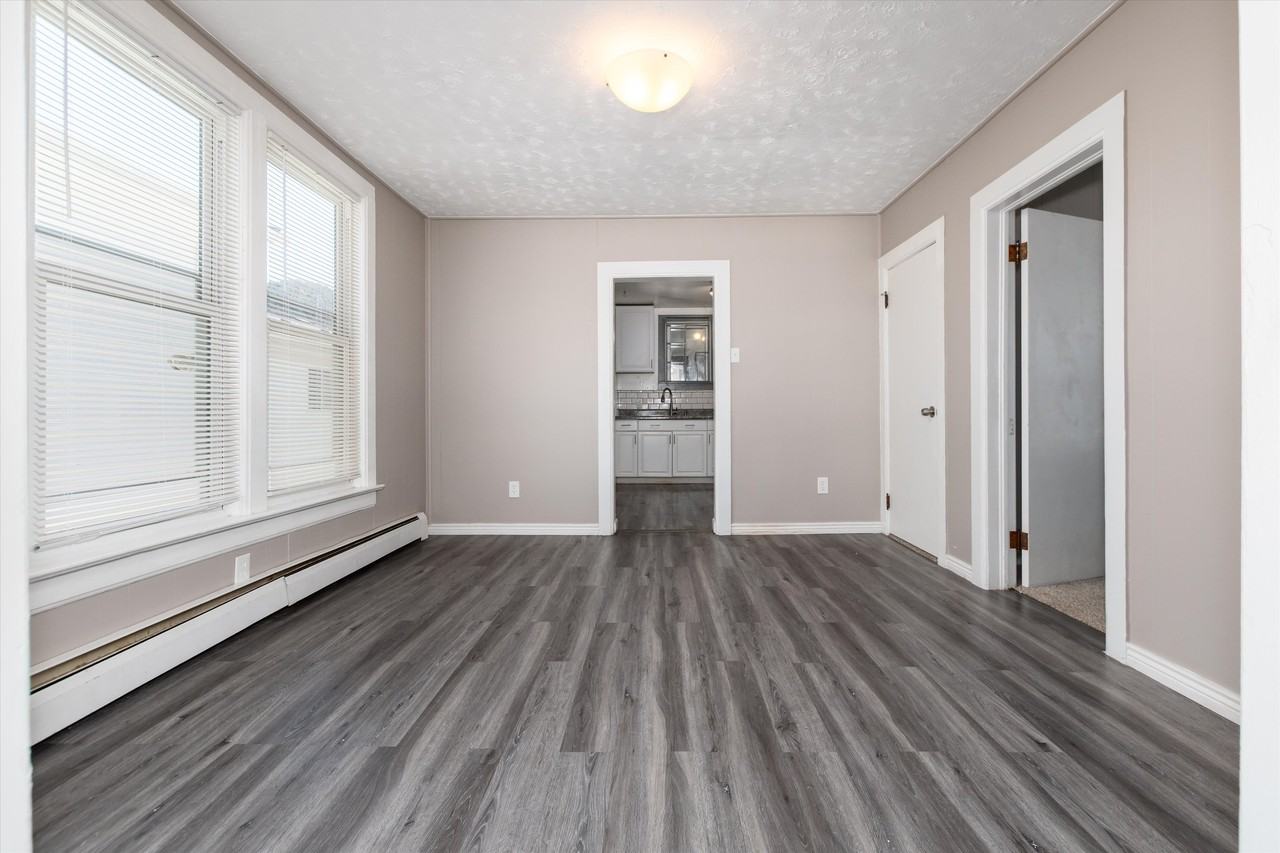 735 Colorado Blvd Uppr - Photo 7 of 28
