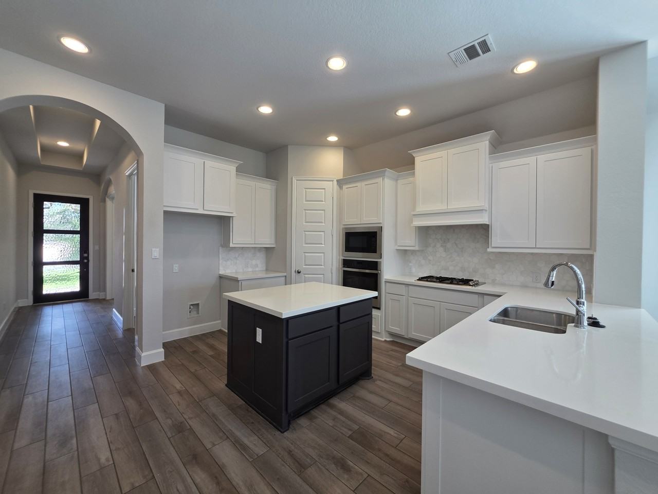 116 Rosemary Ct #1 - Photo 5 of 27