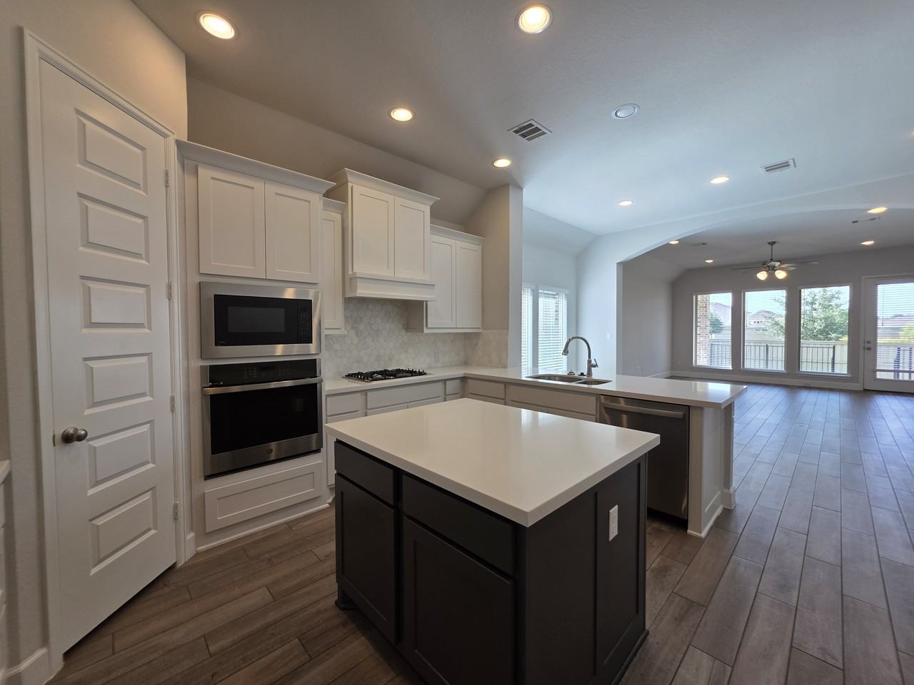 116 Rosemary Ct #1 - Photo 6 of 27