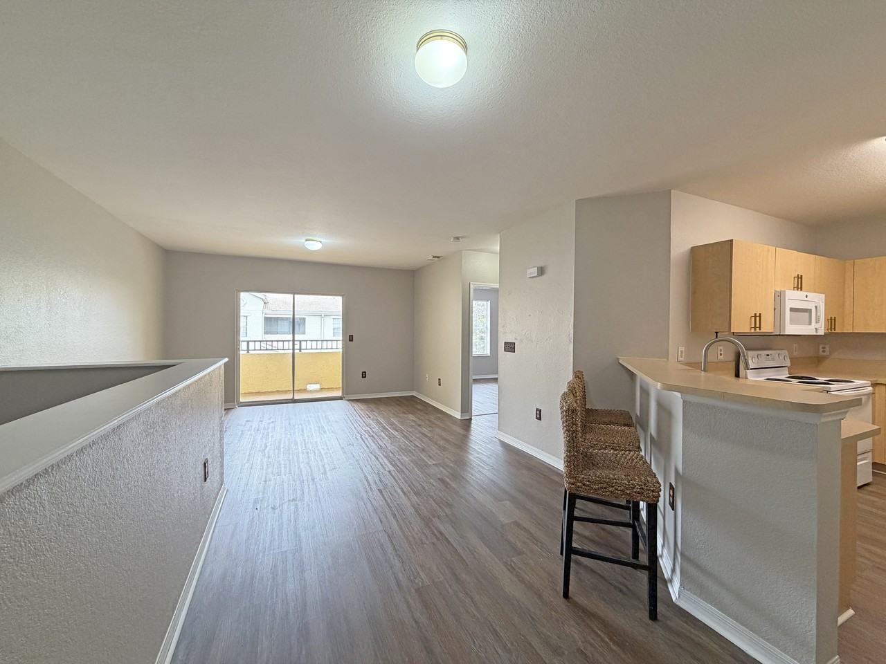 124 Sw Peacock Blvd #13-206 - Photo 5 of 20