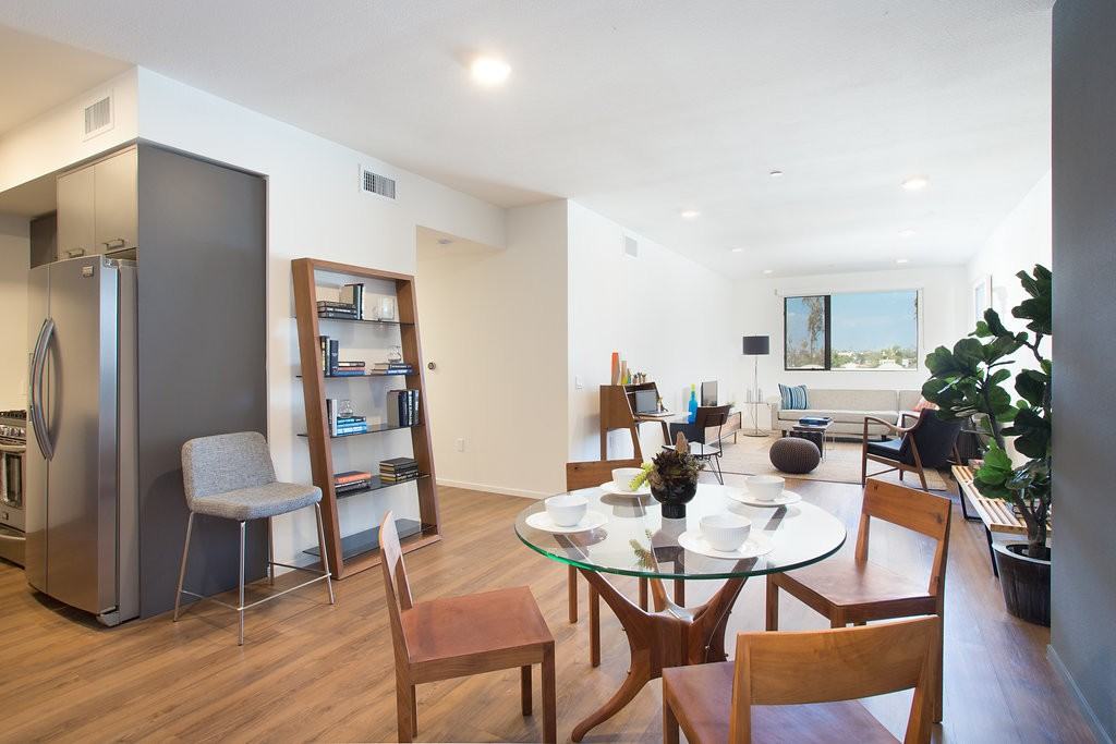 HIVE Venice - 20312636 W Matteson Ave #203 - Photo 3 of 17