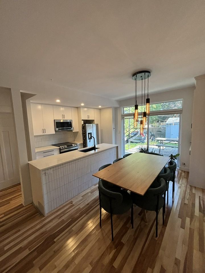 7095 Rue de la Roche - Photo 4 of 9