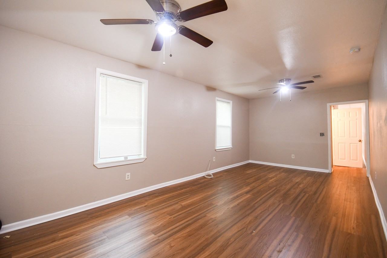 1021 Egania St #A - Photo 2 of 8