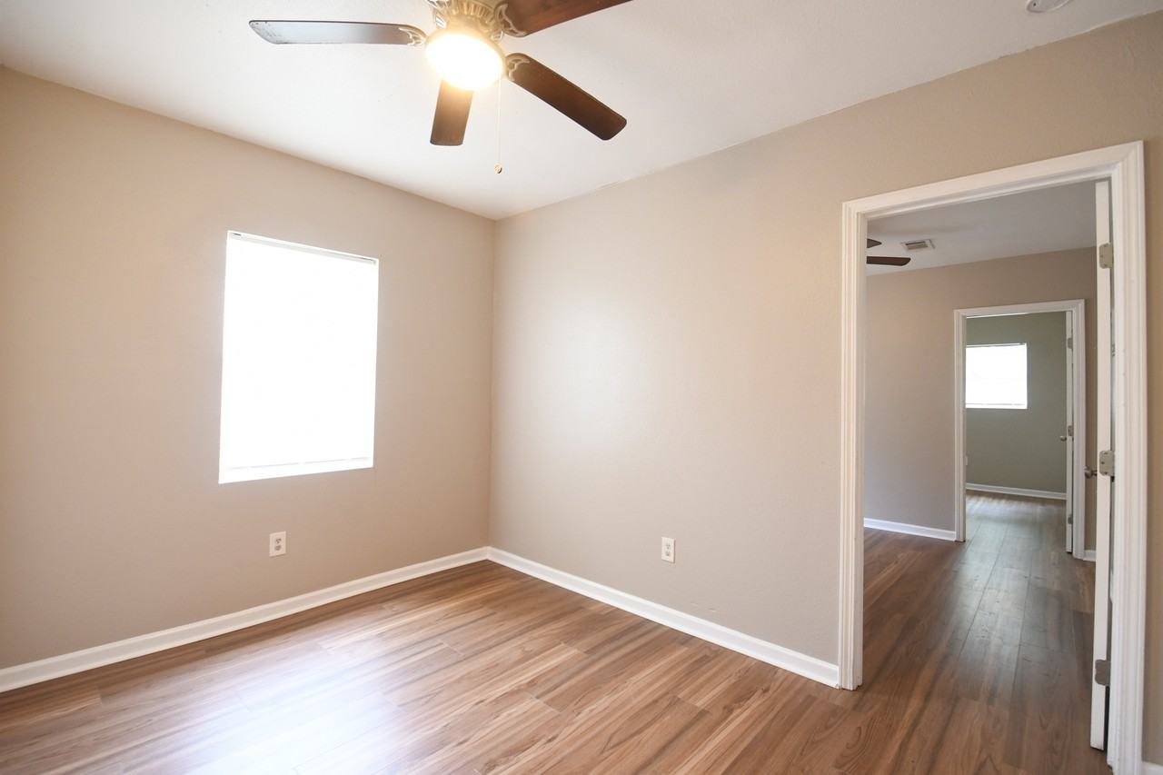 1021 Egania St #A - Photo 6 of 8