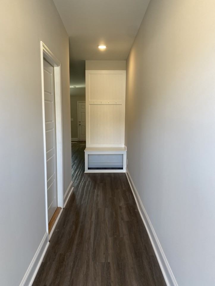 1020 Glenkirk Dr #B - Photo 2 of 20