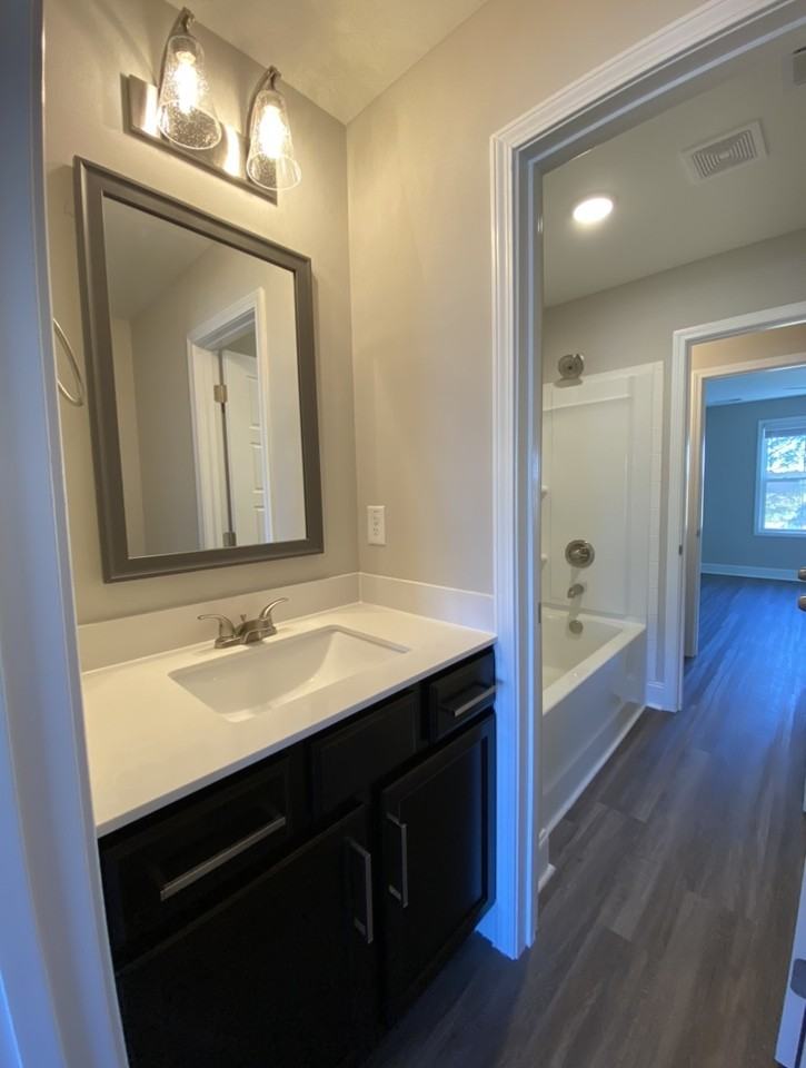 1020 Glenkirk Dr #B - Photo 6 of 20