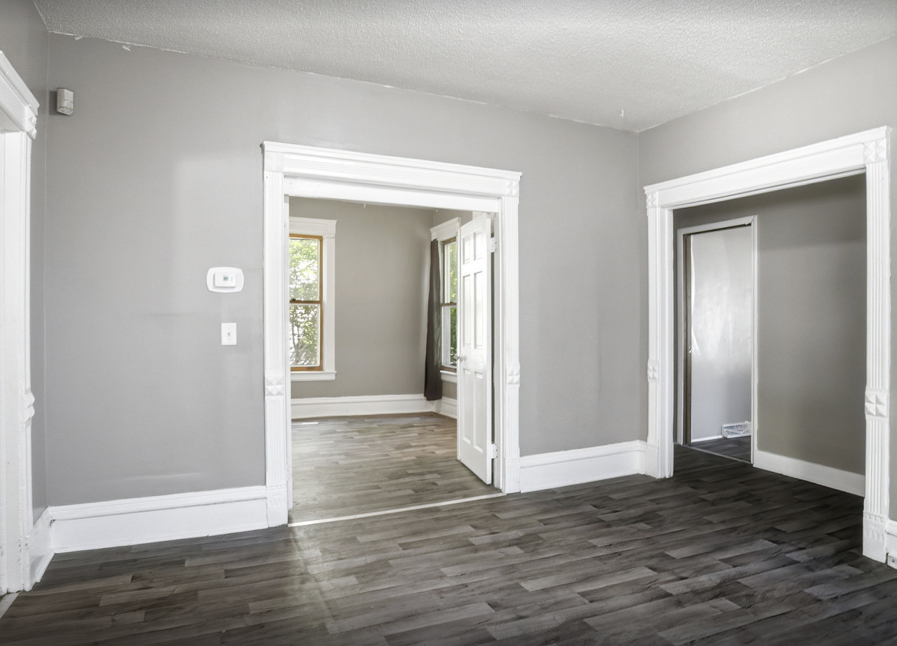 2923 Girard Ave N #0 - Photo 6 of 24