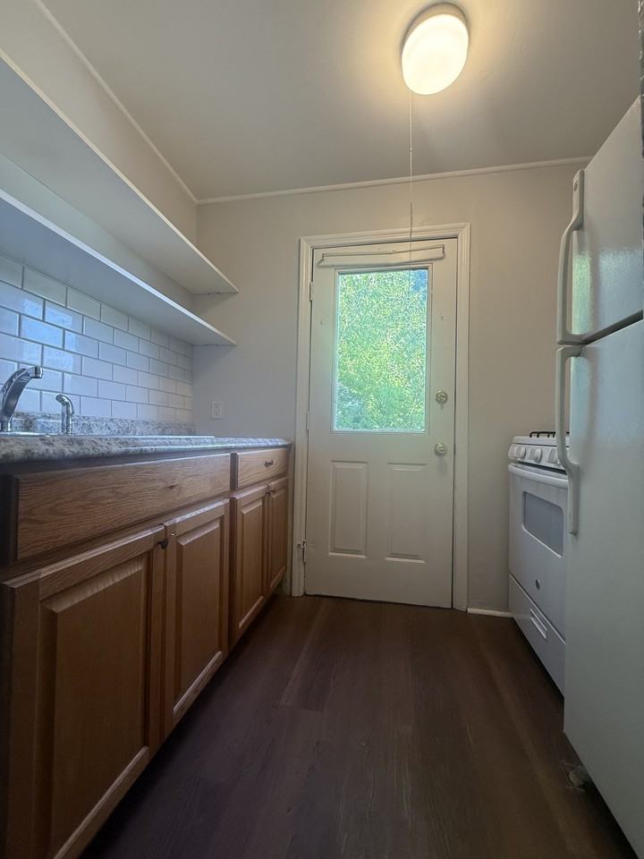 509 Hamilton St #2 - Photo 2 of 9