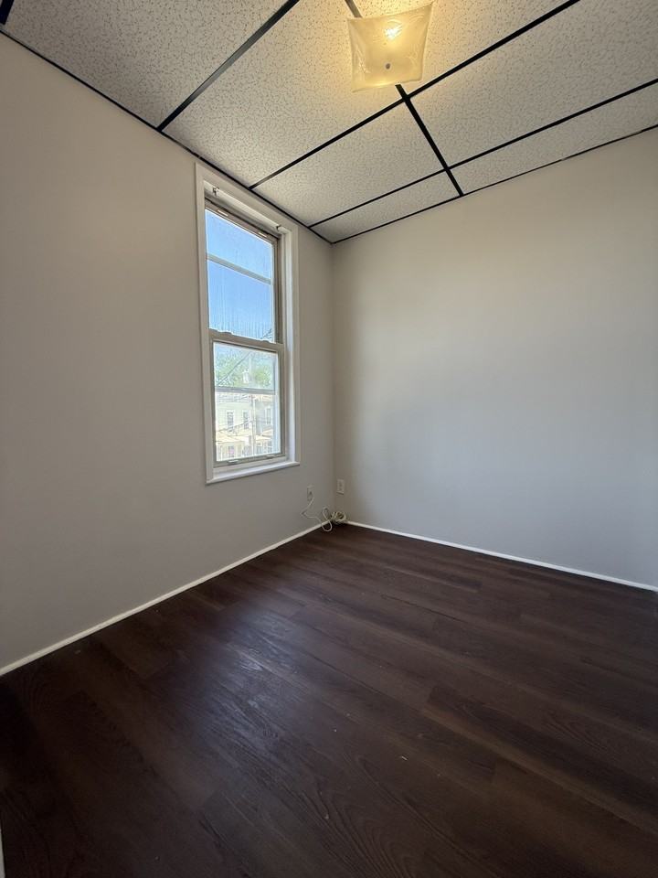 509 Hamilton St #2 - Photo 7 of 9