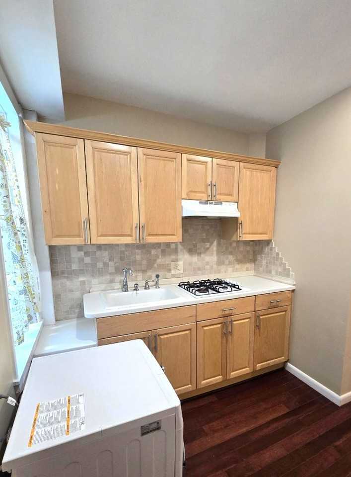 1908 Aliceanna St. - Photo 2 of 17