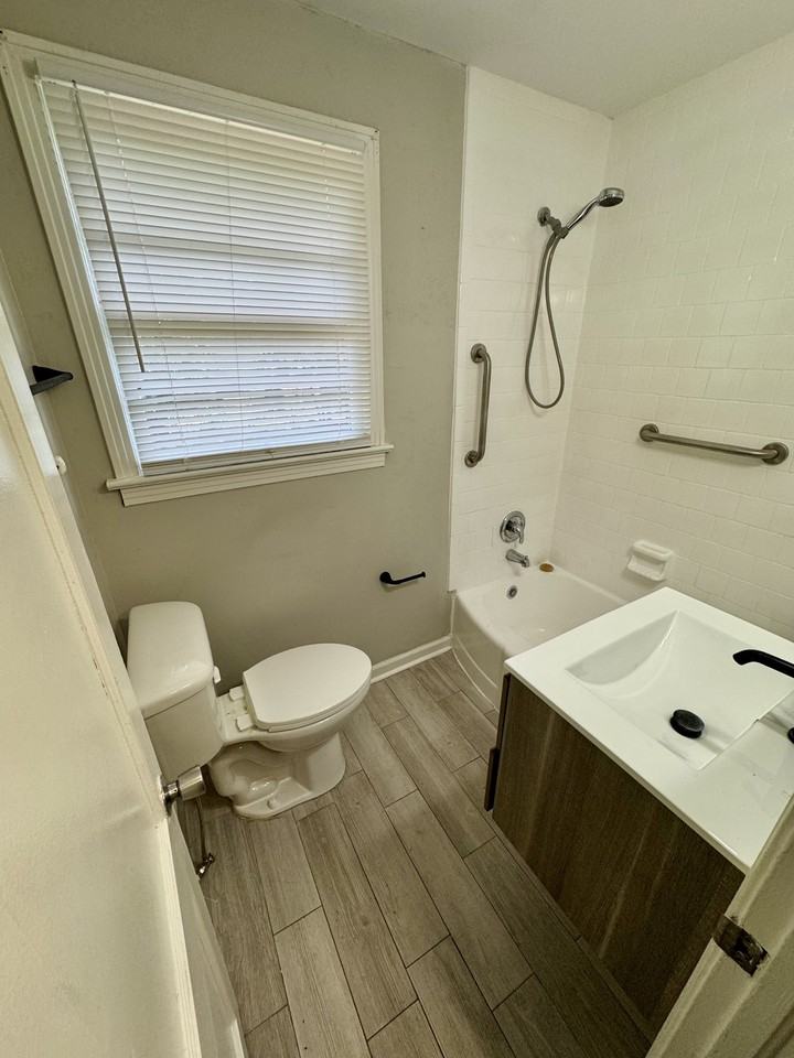 1618 Elberta Dr #1 - Photo 4 of 14