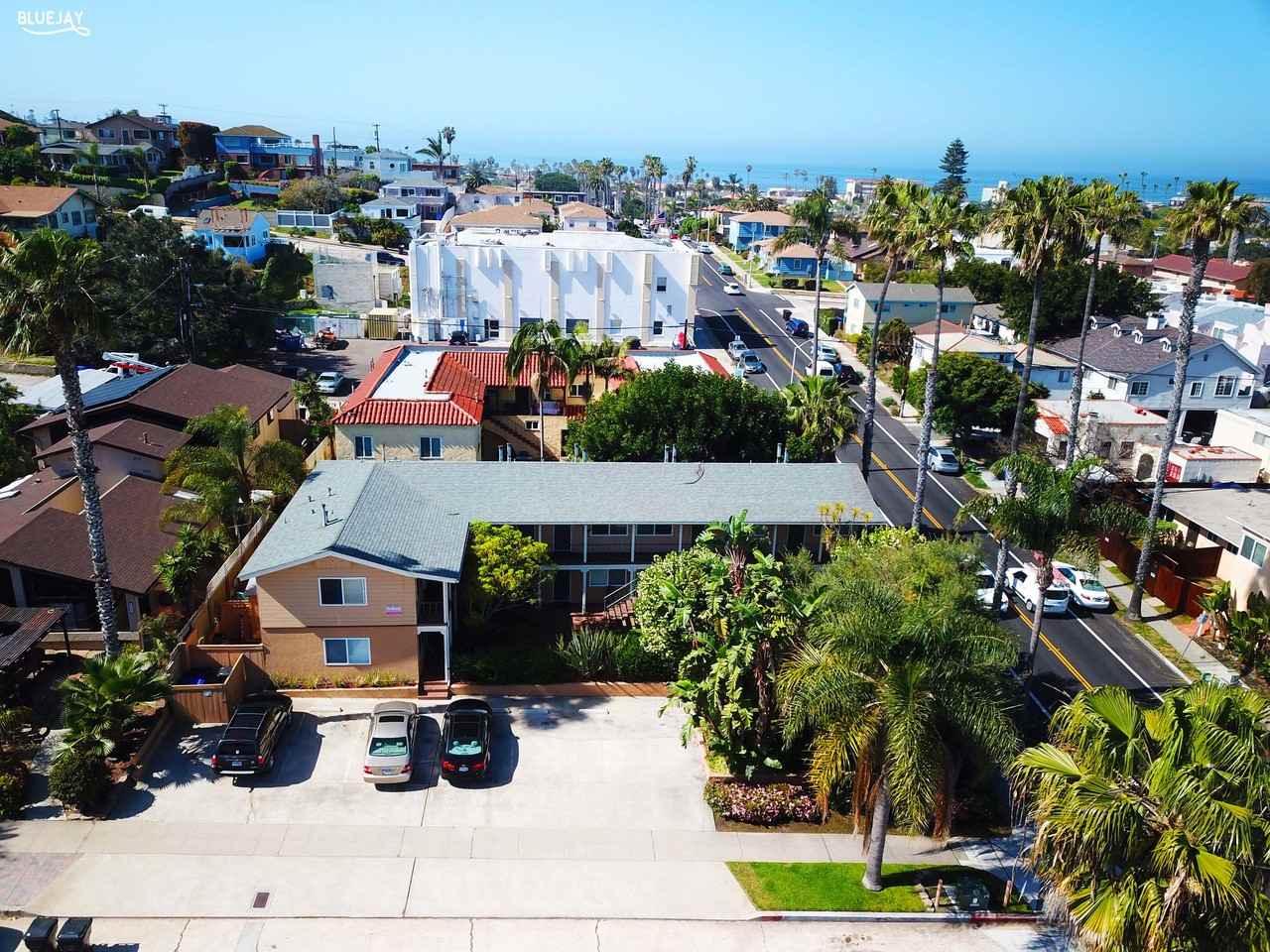 1739 Sunset Cliffs Boulevard #4 - Photo 5 of 23