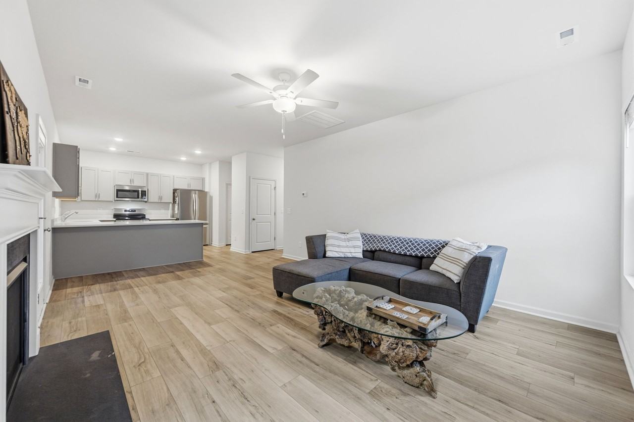 305 Ruby Baird Dr #1 - Photo 5 of 45