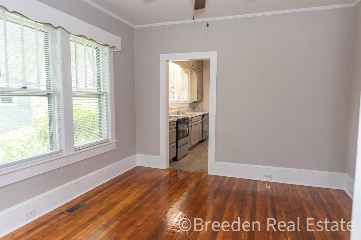 408 E Concord St #1 - Photo 5 of 20