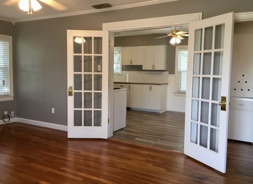 2314 30th St #1 - Photo 2 of 10