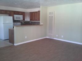 featured image of 900 Valencia Dr Se