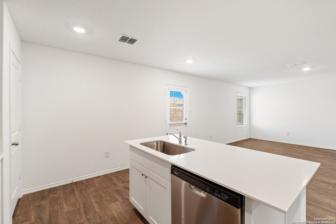 5714 Bailey Downs #1 - Photo 7 of 16