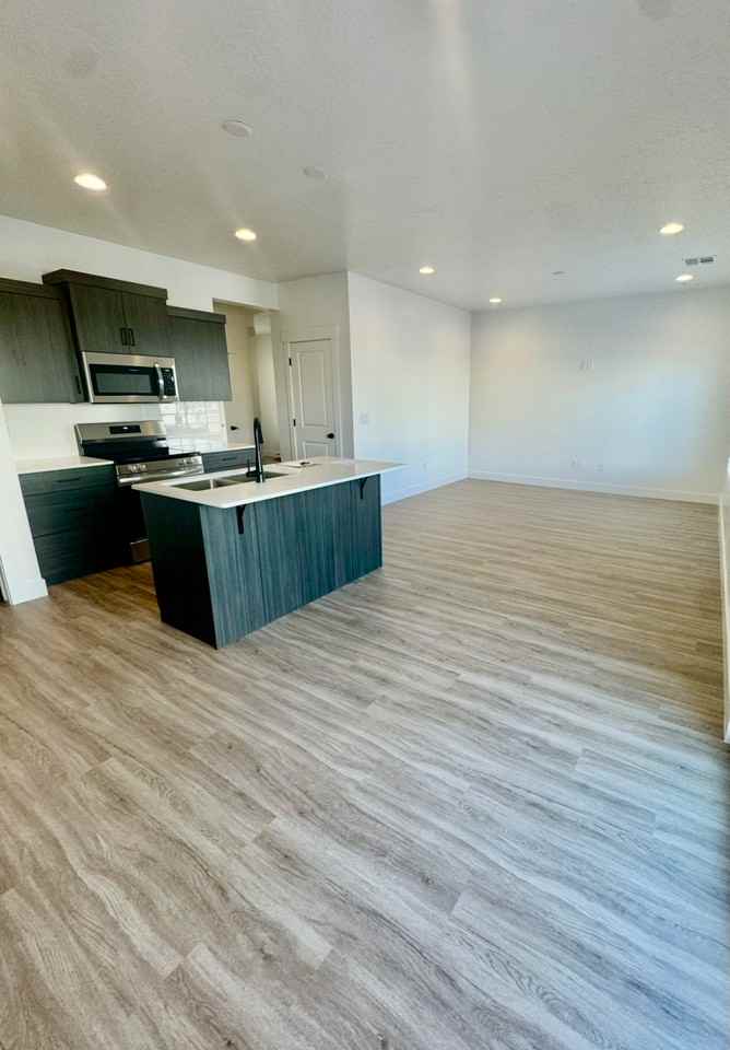5715 S Weehawken Ln #1 - Photo 3 of 16