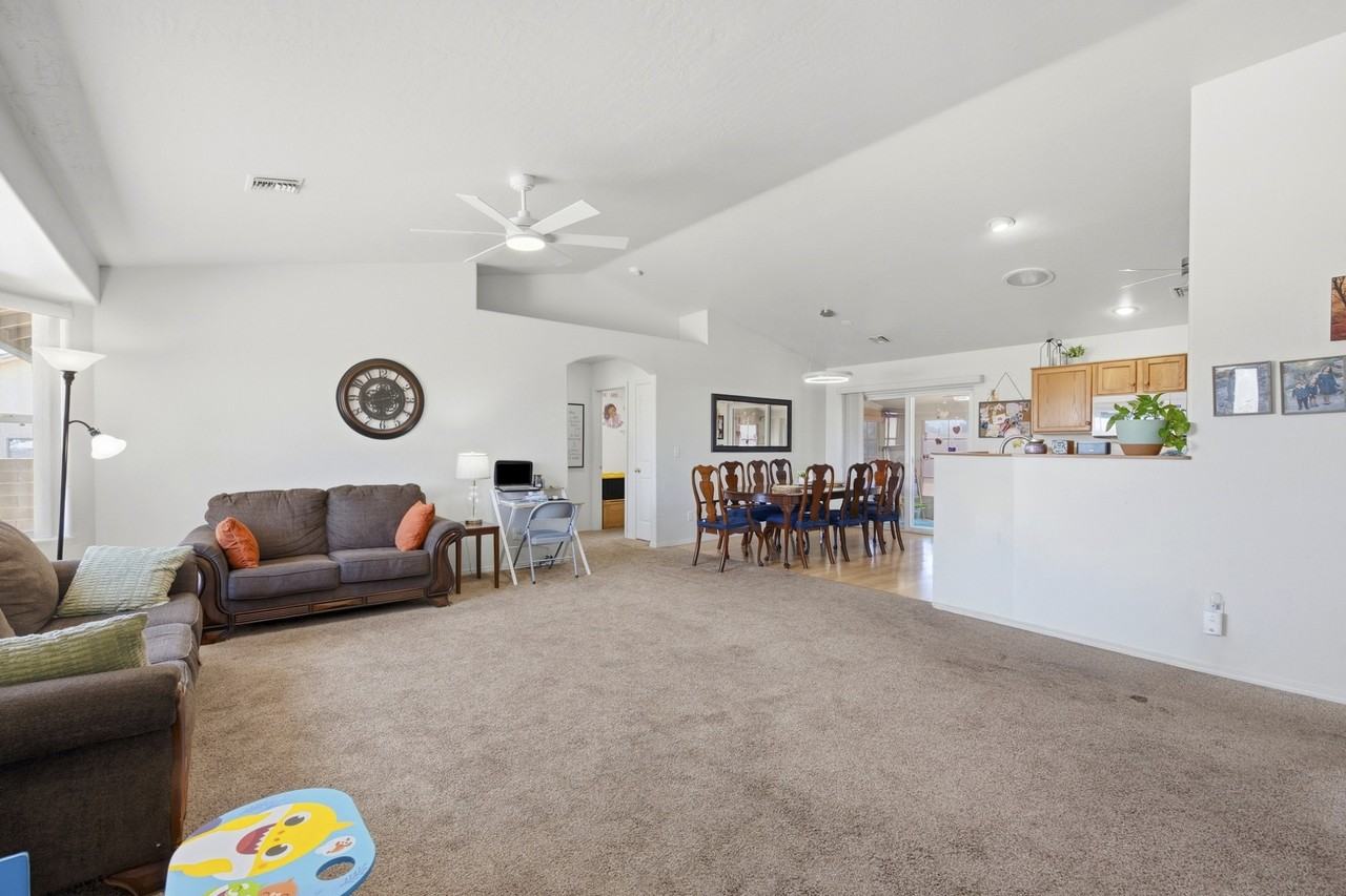 7419 E Mingus Trl #1 - Photo 4 of 29