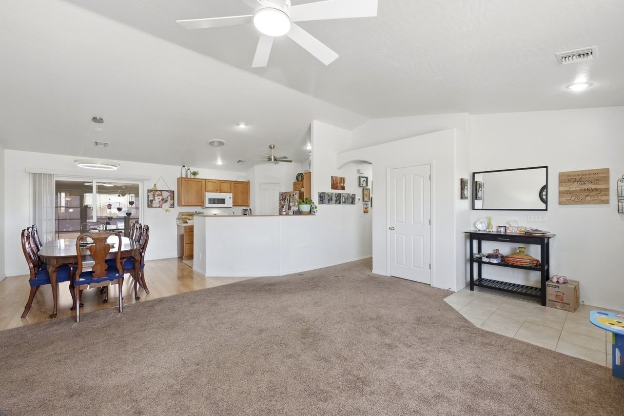 7419 E Mingus Trl #1 - Photo 5 of 29