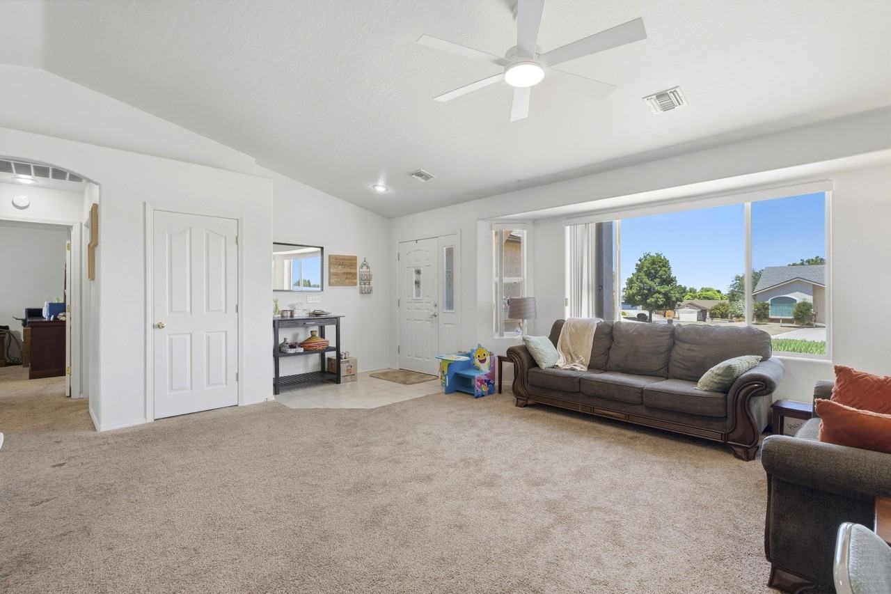 7419 E Mingus Trl #1 - Photo 7 of 29