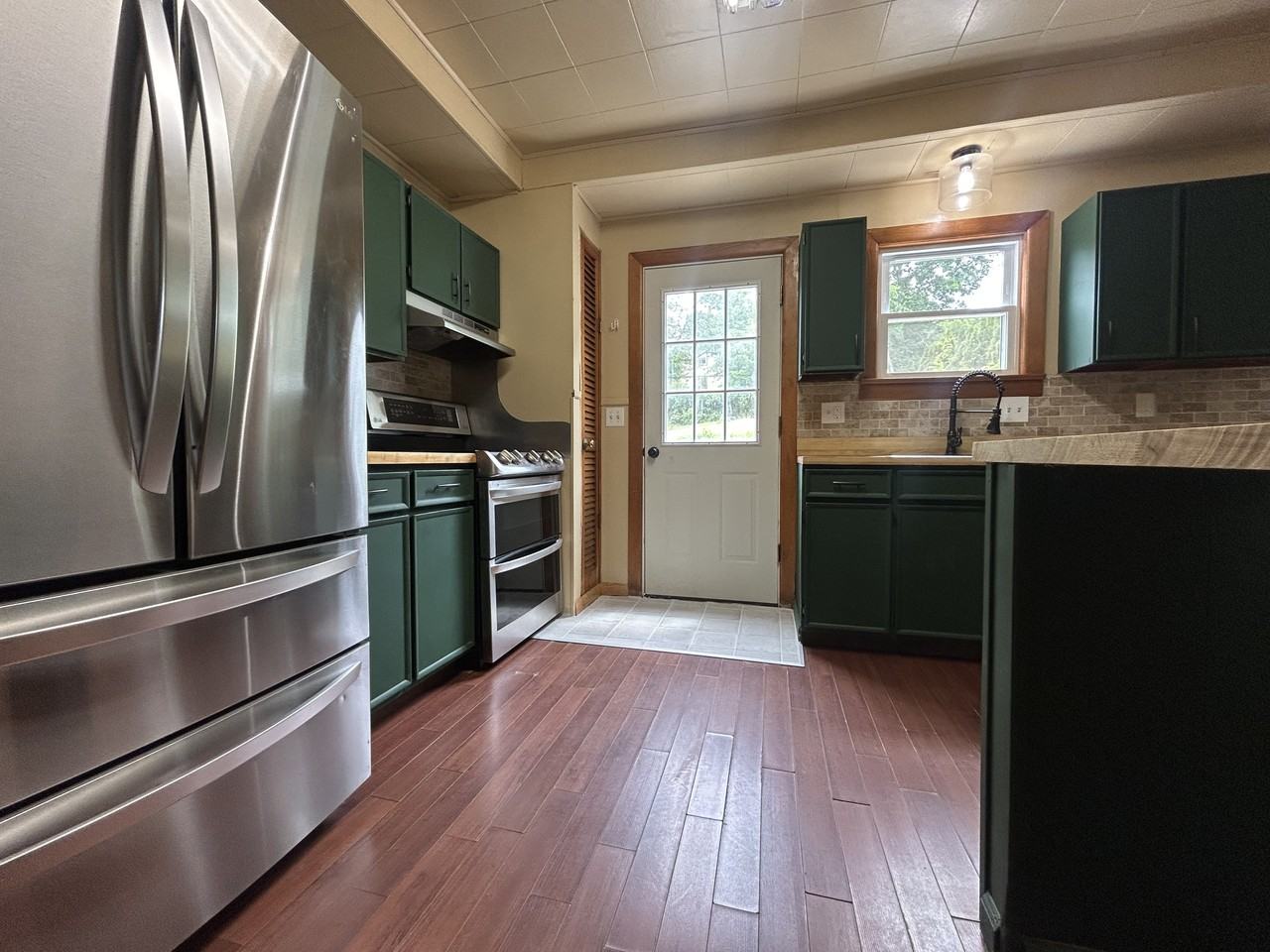 19 2nd St #1 - Photo 6 of 18