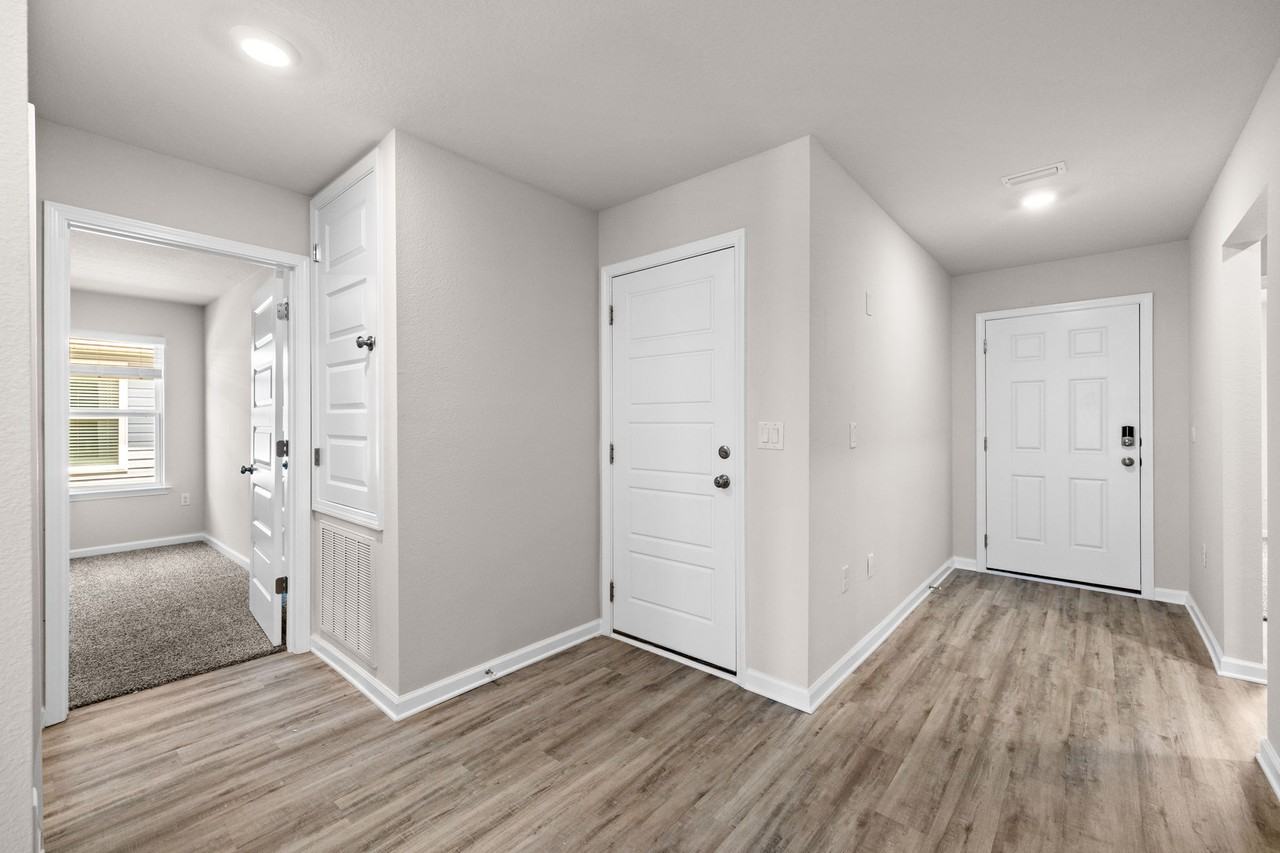 7337 Morningside Dr #1 - Photo 4 of 37