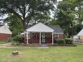 981 Chatwood St #1 - Photo 1 of 1