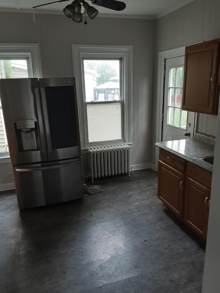 38 Benson St #1 - Photo 6 of 14