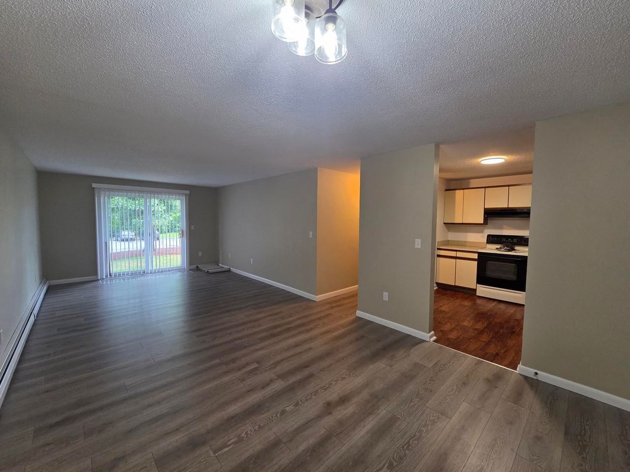 22 Ponemah Hill Rd - Photo 2 of 10