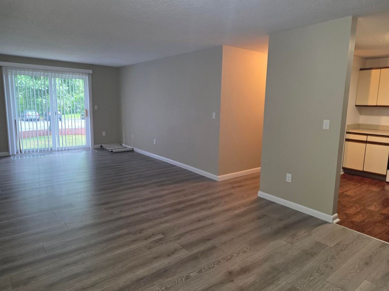 22 Ponemah Hill Rd - Photo 3 of 10