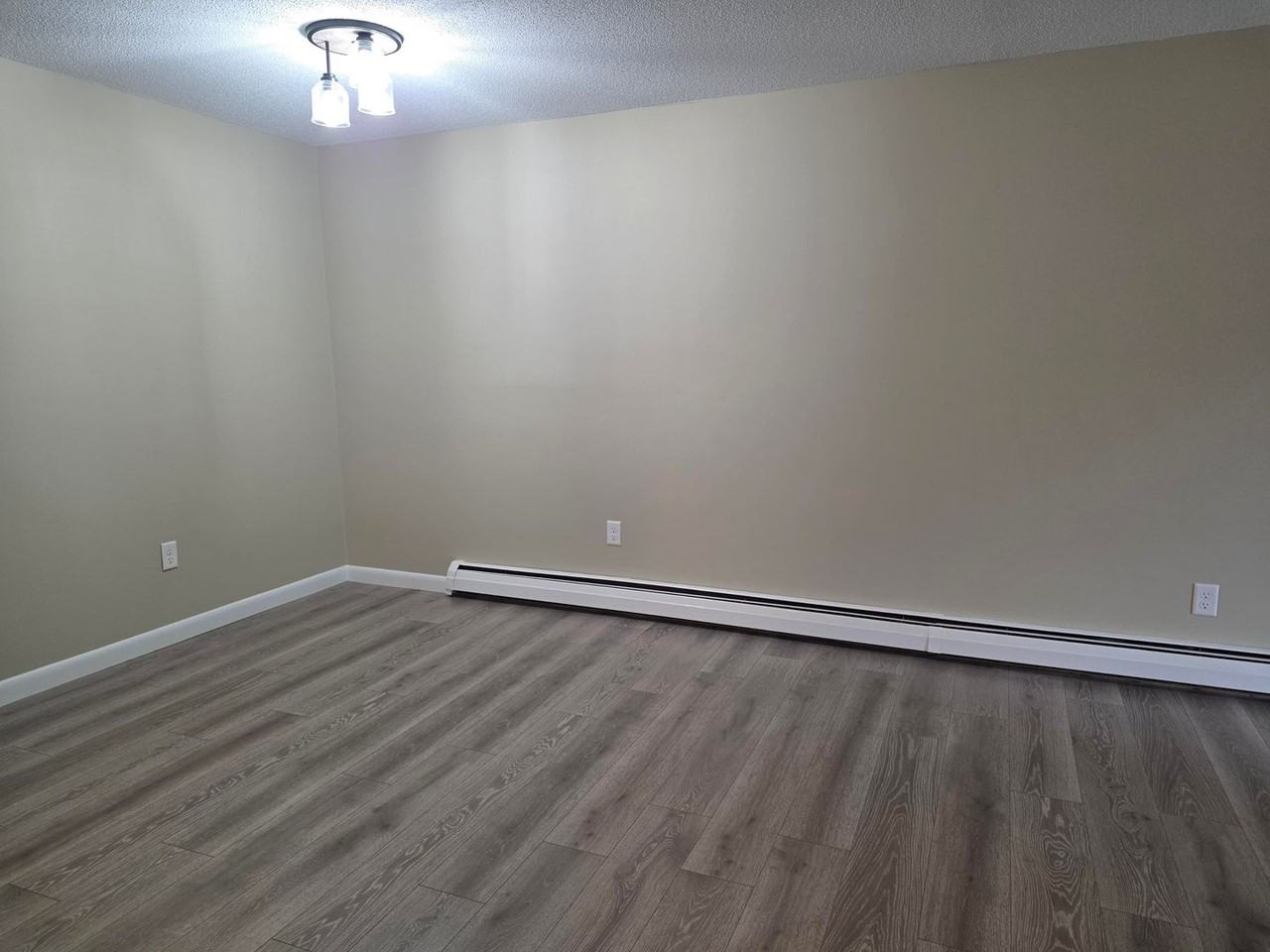 22 Ponemah Hill Rd - Photo 5 of 10