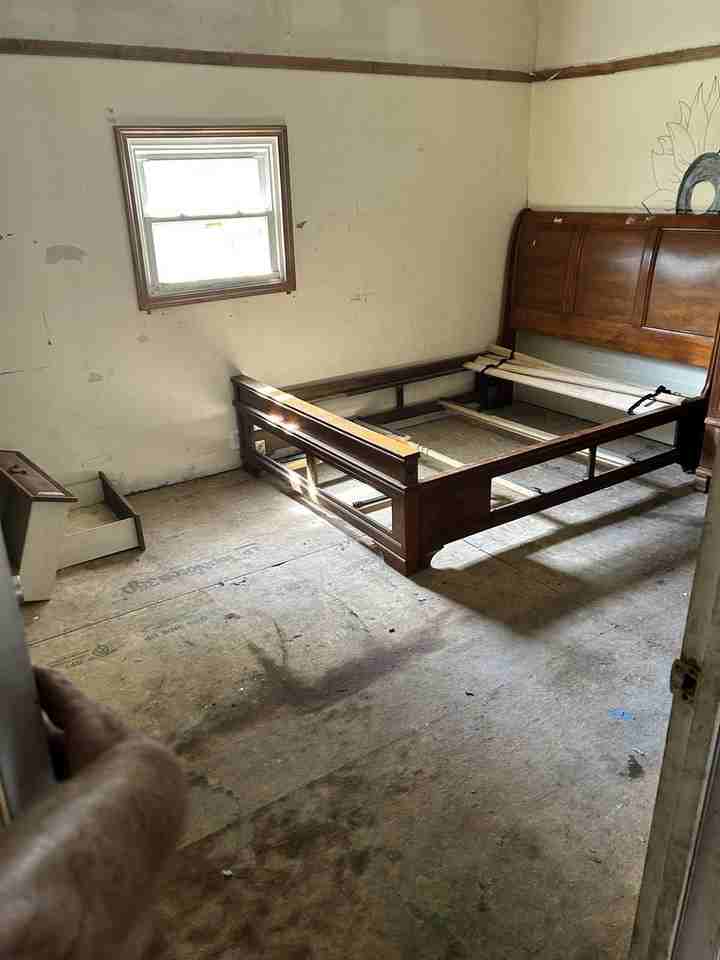 902 W Pine St - Photo 2 of 11