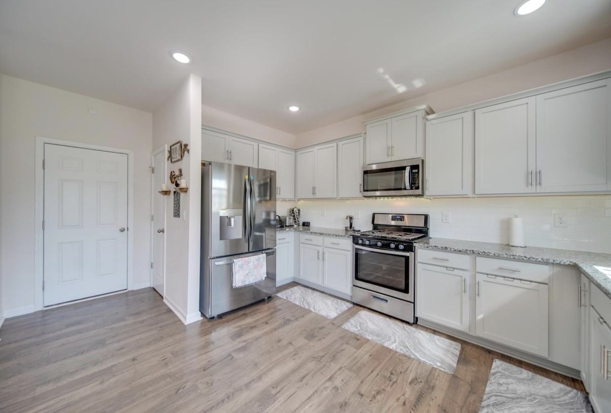 9609 Margrave Dr #1 - Photo 4 of 25