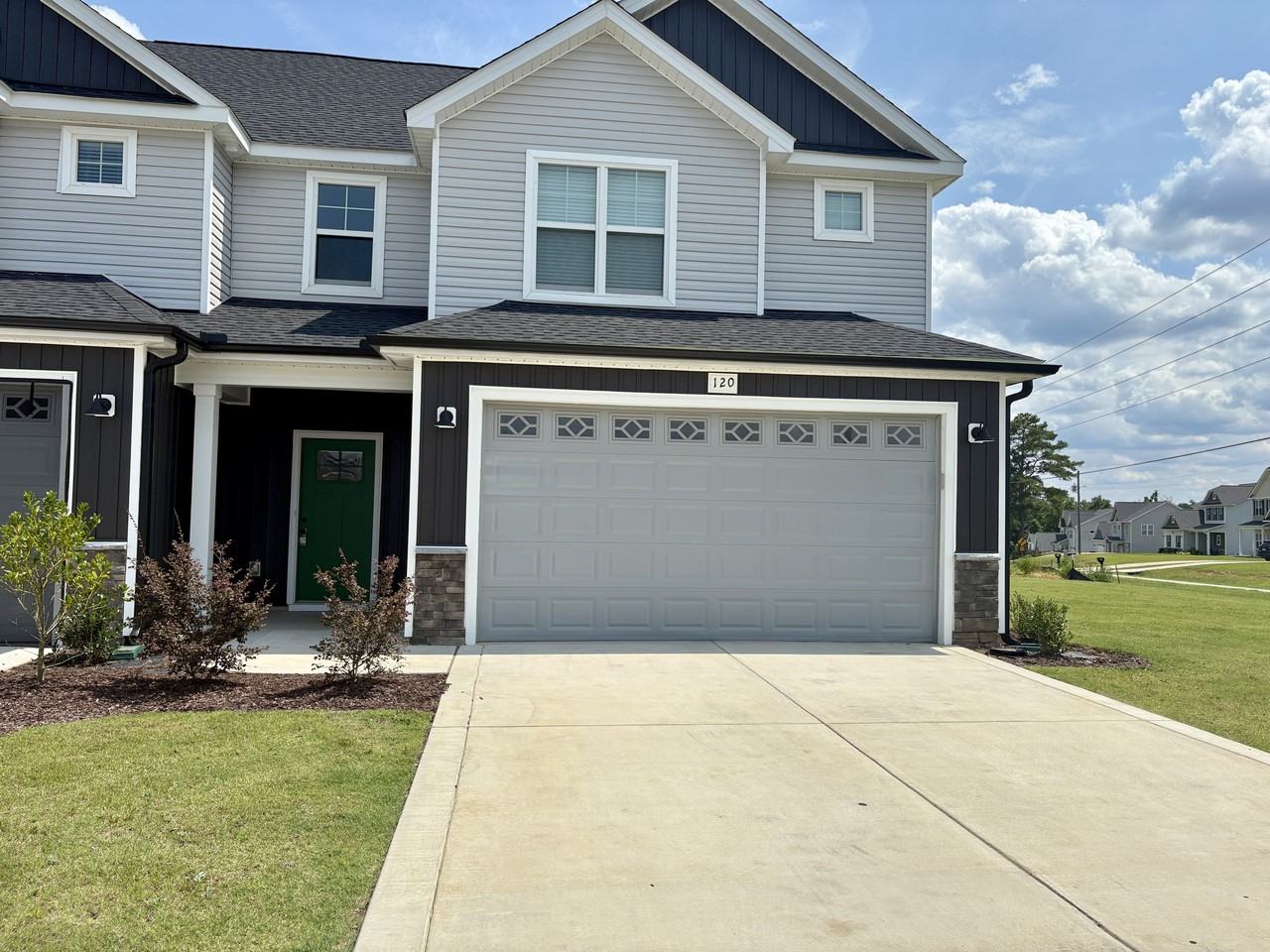 120 Willa Mae Ln - Photo 2 of 26