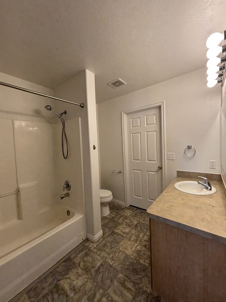 3565 Deloy Dr #4 - Photo 2 of 8