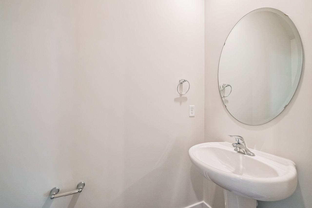 121 Nootka Way #1 - Photo 7 of 15