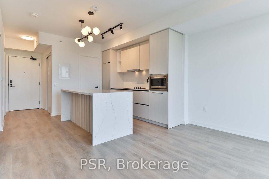 Dufferin St & Dupont St #1606 - Photo 7 of 20