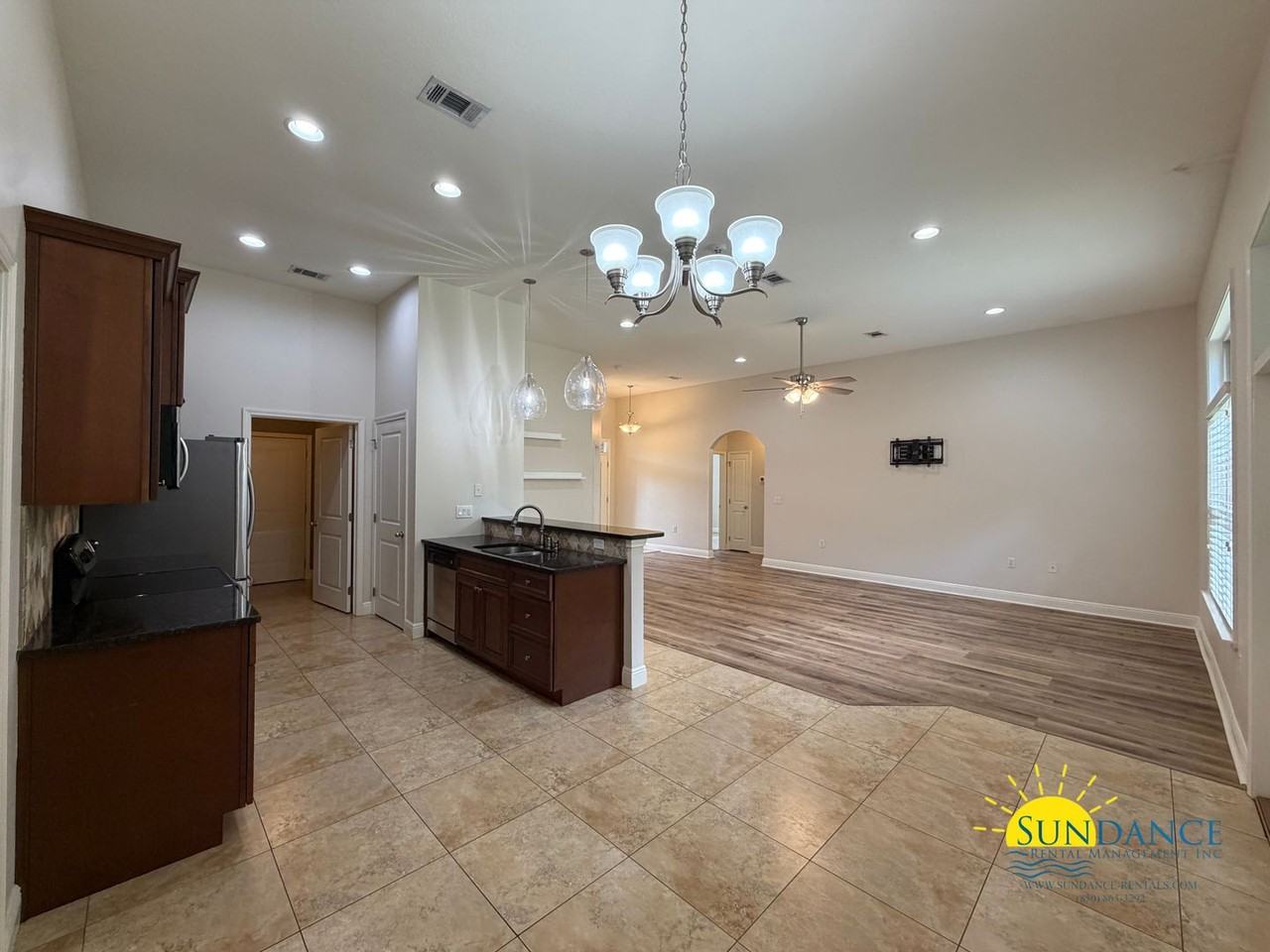 418 Westminster Rd - Photo 4 of 29