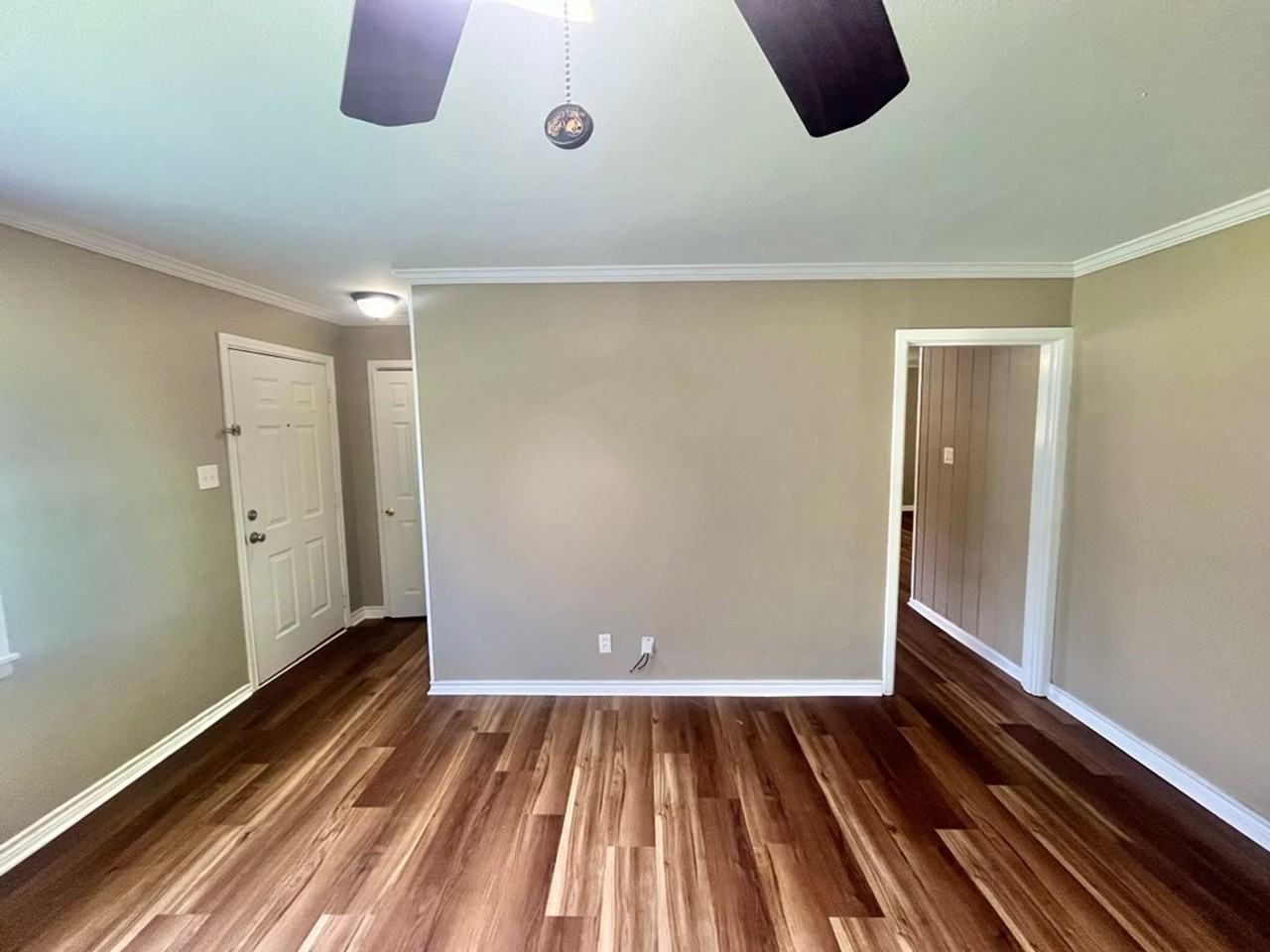 117 E Hoyt Dr - Photo 2 of 28