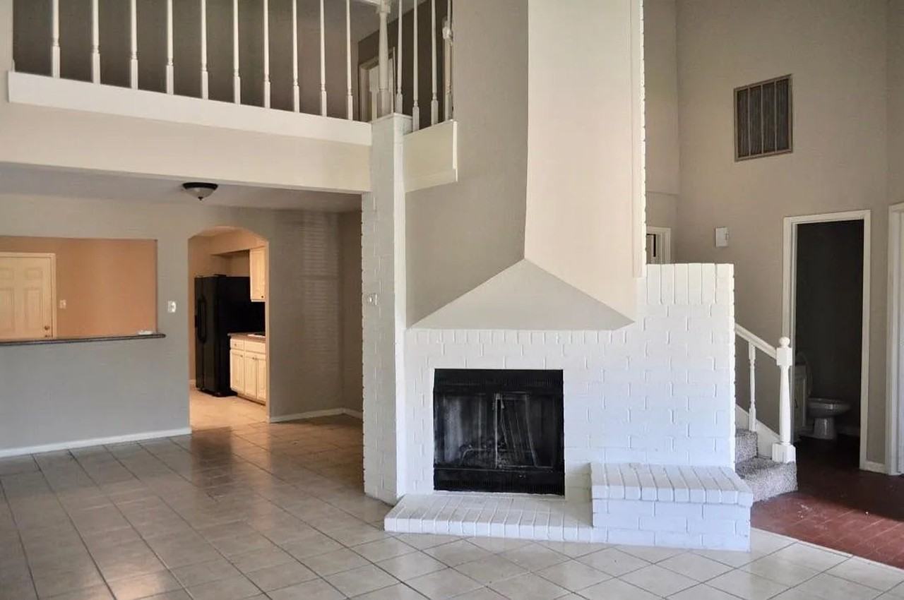 12402 Riva Ridge Ln - Photo 3 of 16