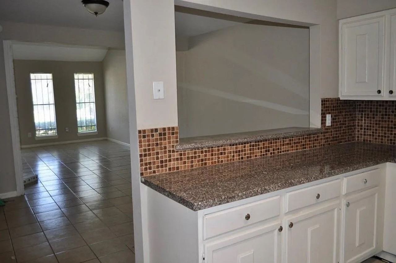 12402 Riva Ridge Ln - Photo 7 of 16