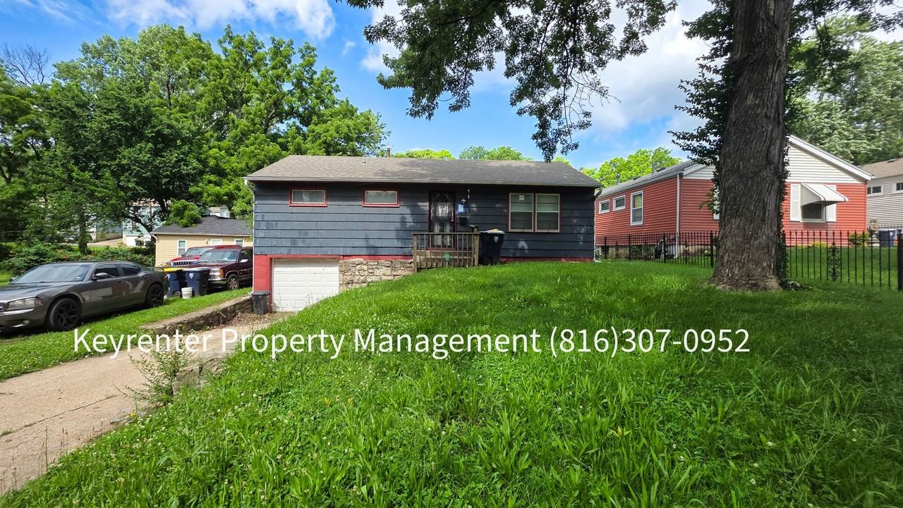 6626 College Ave - Photo 2 of 29