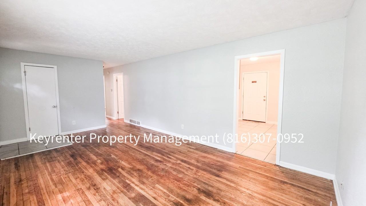 6626 College Ave - Photo 5 of 29