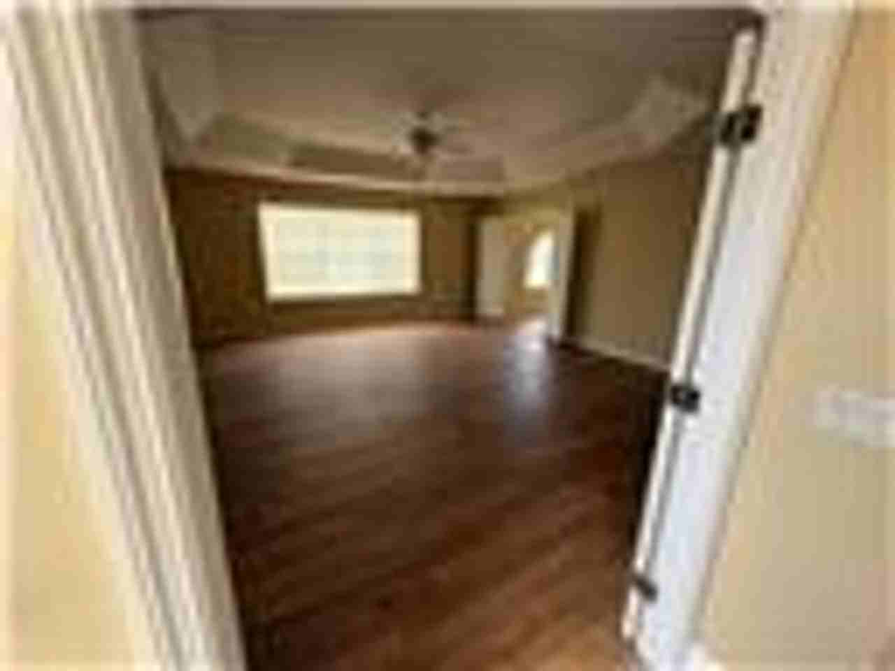 933 Whispering Cypress Ln - Photo 4 of 16