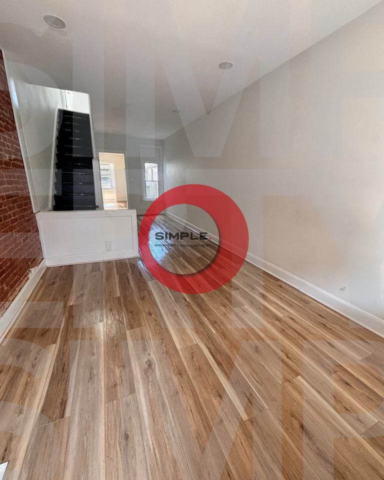 1457 Cotton St - Photo 3 of 10